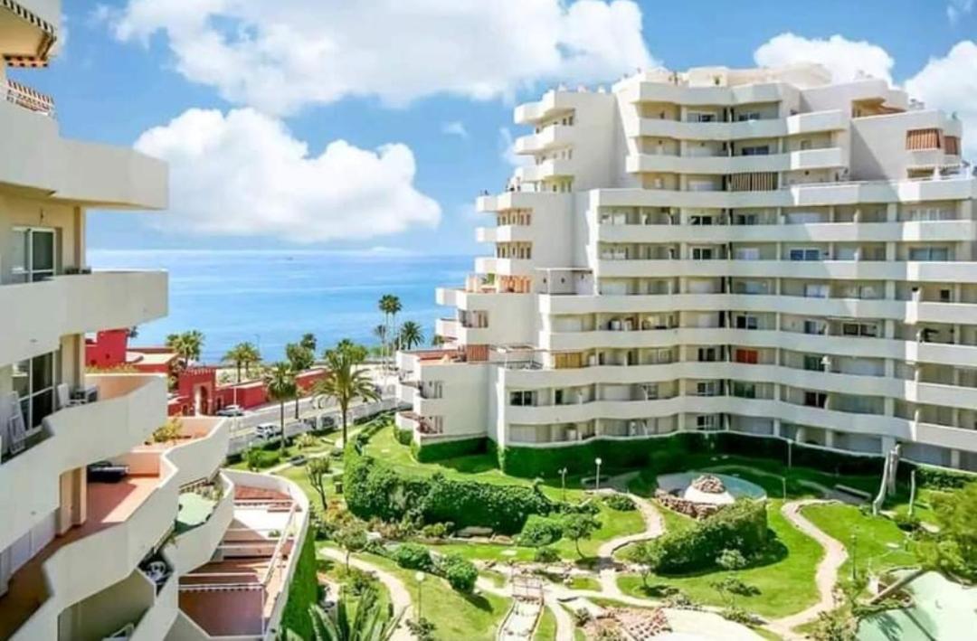 El Estudio De La Playa Benalbeach Holidays Paradise Benalmádena Exterior photo