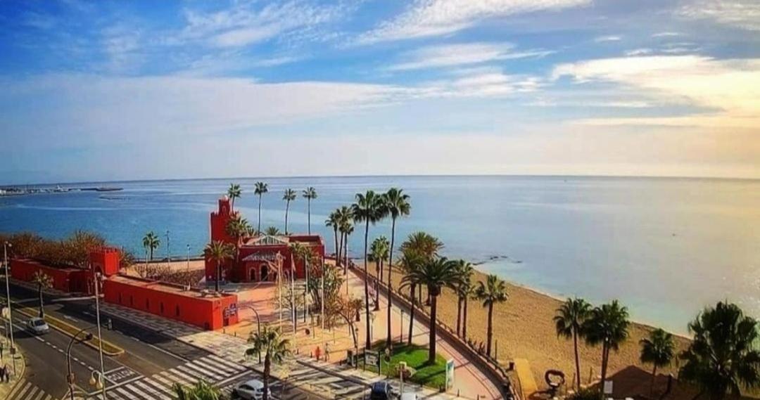 El Estudio De La Playa Benalbeach Holidays Paradise Benalmádena Exterior photo